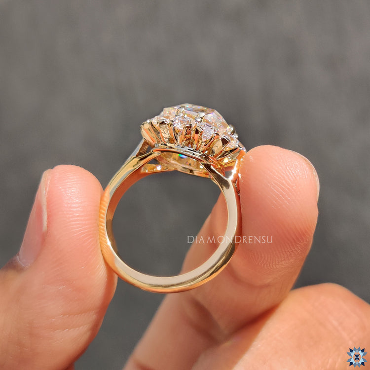 Custom engagement ring made just for you.
