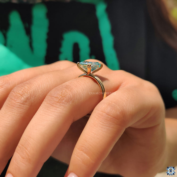 Double prong ring offers secure setting and elegance.
