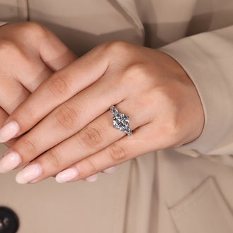 IGI certified diamond ring with prong setting.
