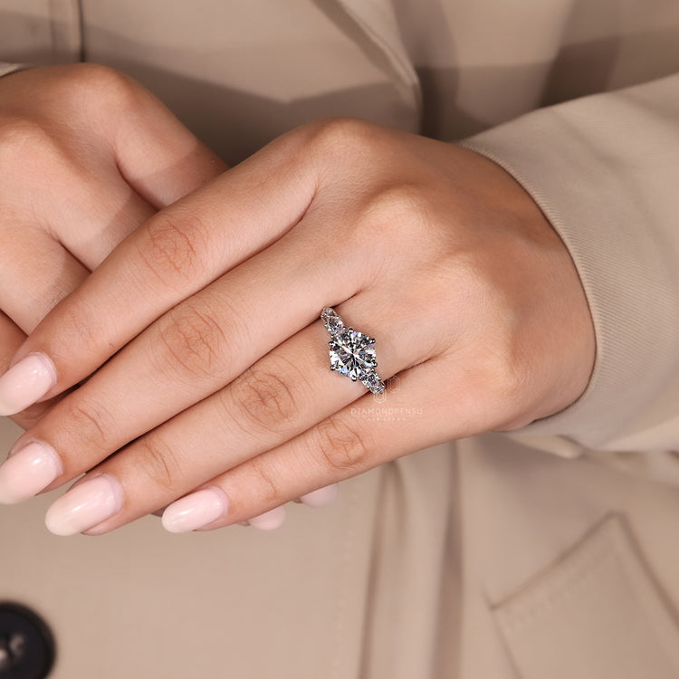 IGI certified diamond ring with prong setting.
