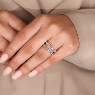 Wrap Guard Band adds a secure and elegant touch to your engagement ring.
