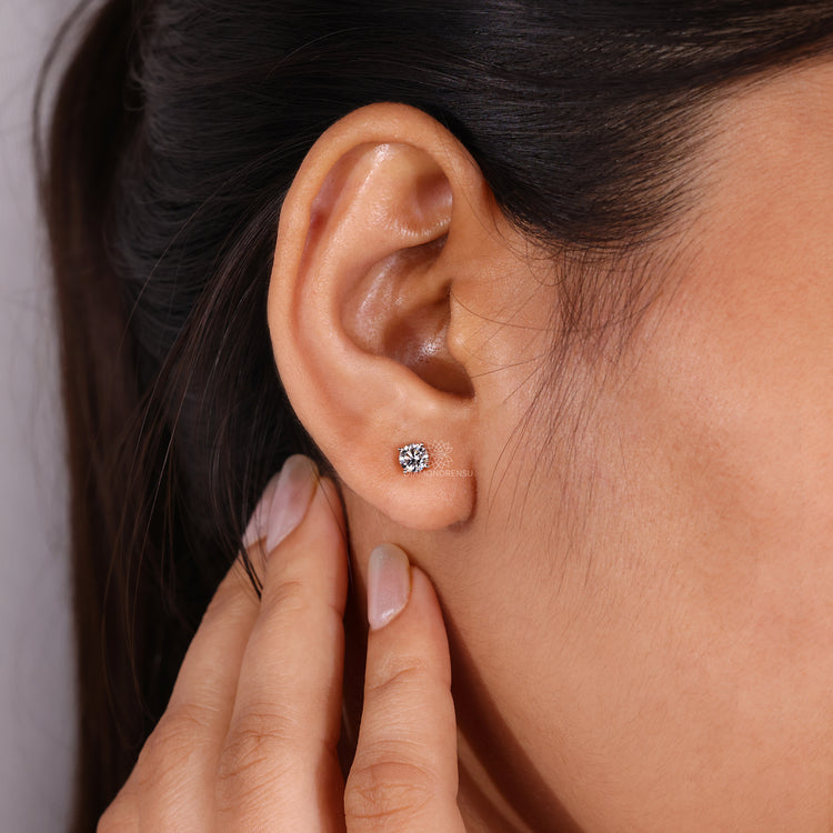 Rose Gold Stud Earrings 0.50 TCW in Round Cut