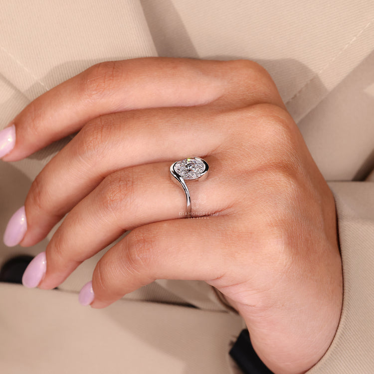 Aquamarine gemstone shines with soft blue color.
