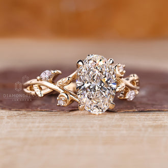 Diamondrensu engagement ring with oval cluster and side stones

