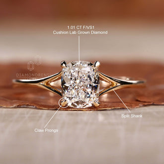 custom engagement ring