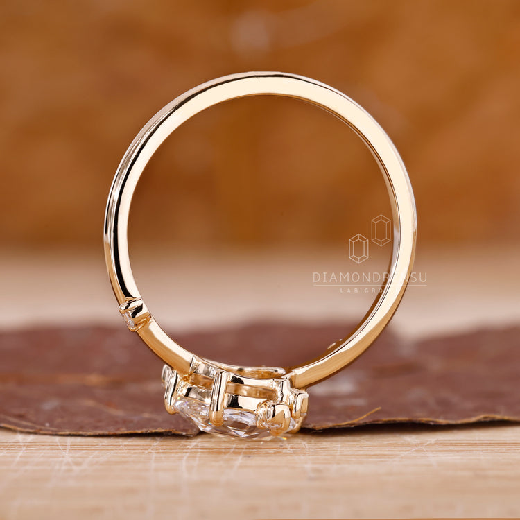 Lab Grown Diamond provides a sustainable sparkle option.
