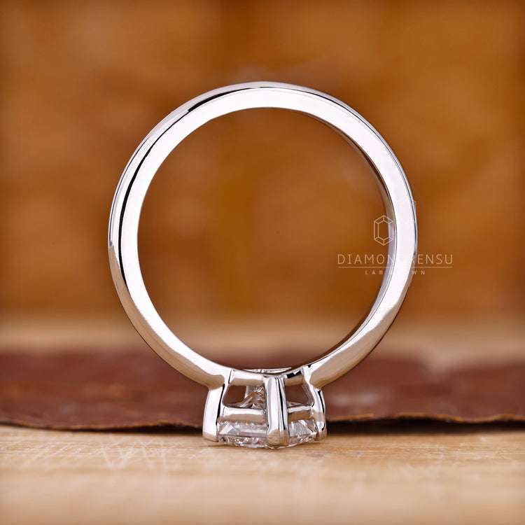 Lab Grown Diamond offers eco-conscious diamond choice.
