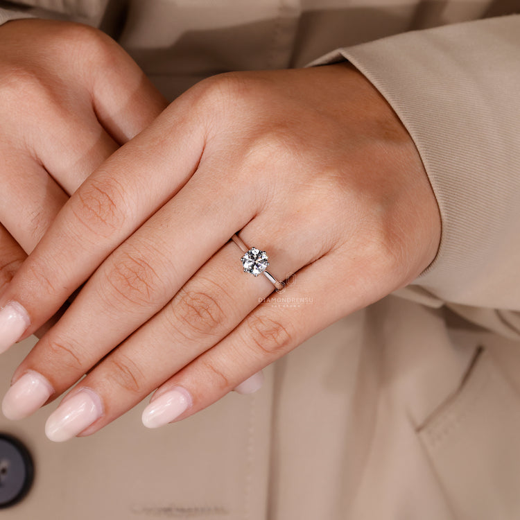 The tapered shank ring offers a sleek design.
