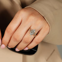 Nature inspired style with cluster setting and tulip setting.