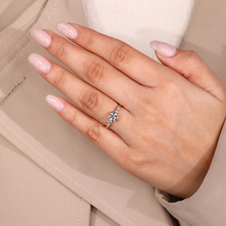 Lab grown diamond ring with round old european cut centre stone.