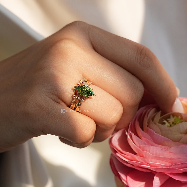 Green Dutch marquise bridal set with a split shank.