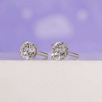 Durable 4 prong setting for secure and elegant diamond earrings.
