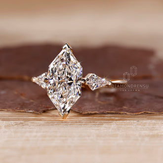 Dutch Marquise Engagement Ring with 2 Kite Cut Side Stone
