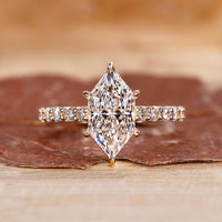 Dutch marquise ring with a long, pointed shape.
