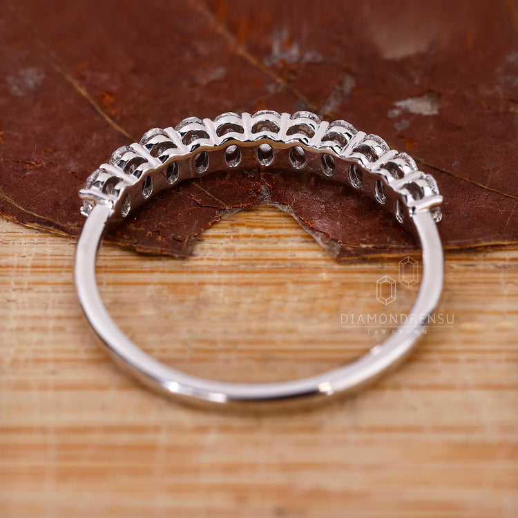 Handmade band created with care and fine details.
