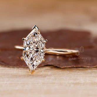 Solitaire diamond ring in a Cathedral setting.
