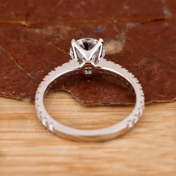 A Lab Grown Diamond offers strong sparkle and clarity.
