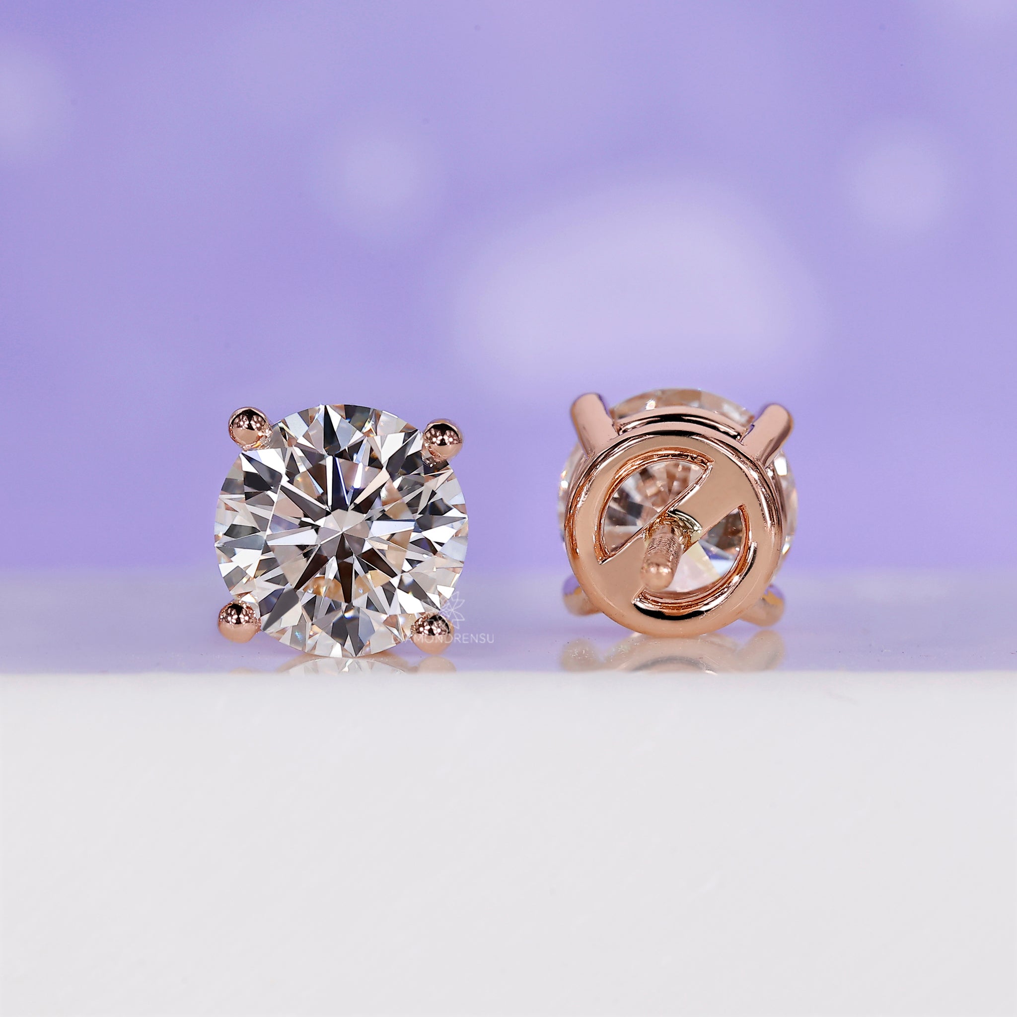 Stunning studs earrings for women featuring Lab Grown Diamond brilliance.