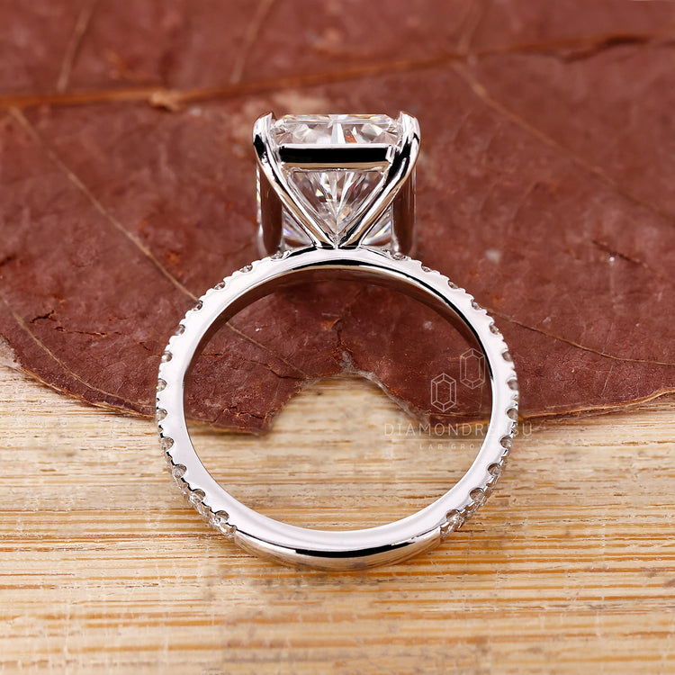 Lab Grown Diamond ring offers stunning beauty with a responsible choice.
