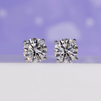 4 CT Diamond Earrings in an elegant handmade design with Lab Grown Diamond.