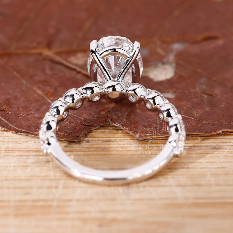 Lab grown diamond ring offering eco-friendly brilliance and lasting beauty.
