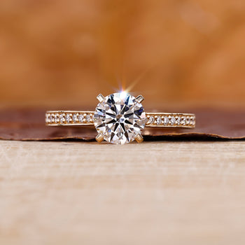Round Diamond Engagement Ring Yellow Gold