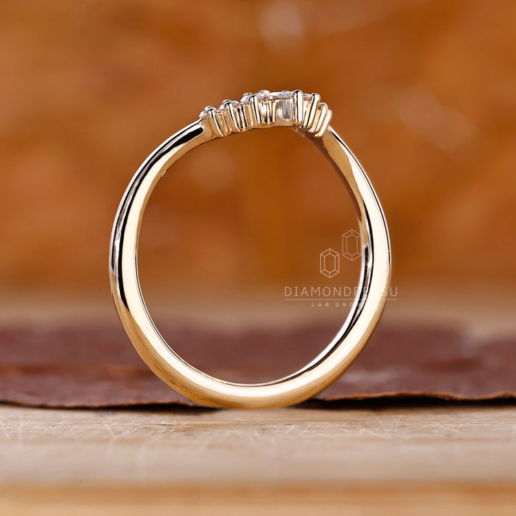 Buy wedding band with timeless appeal and perfect fit for your love story.
