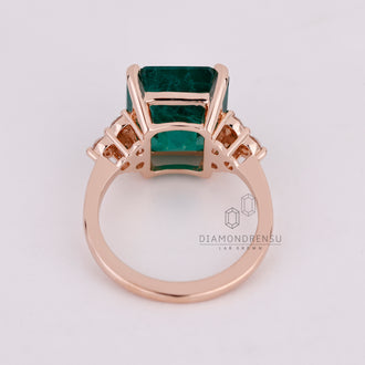 Buy custom emerald gemstone engagement ring online.