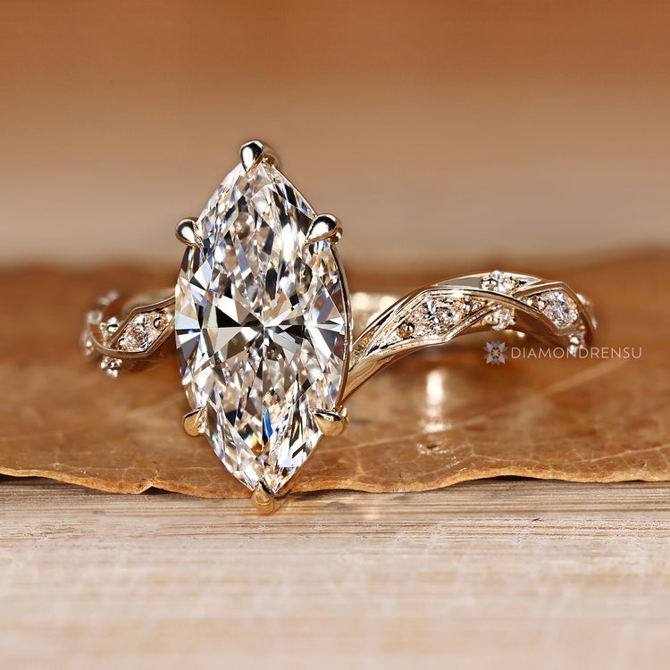 Handmade marquise engagement ring by Diamondrensu.