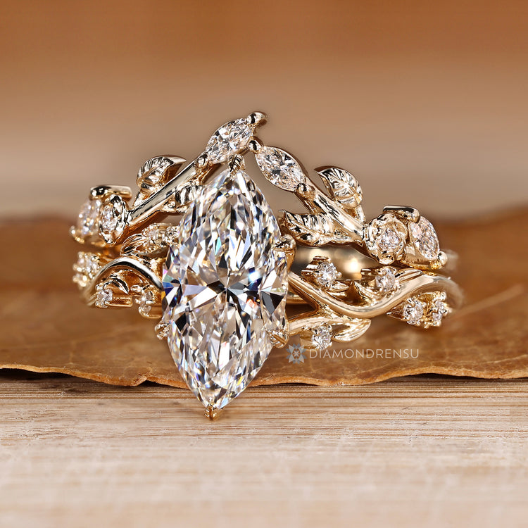 Marquise bridal set with a tulip setting.