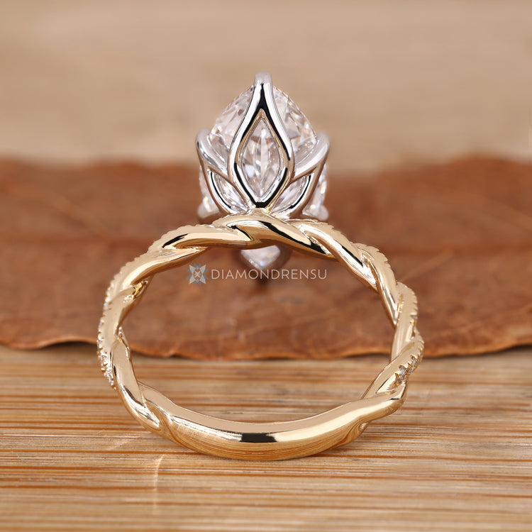 Handmade marquise engagement ring by Diamondrensu.