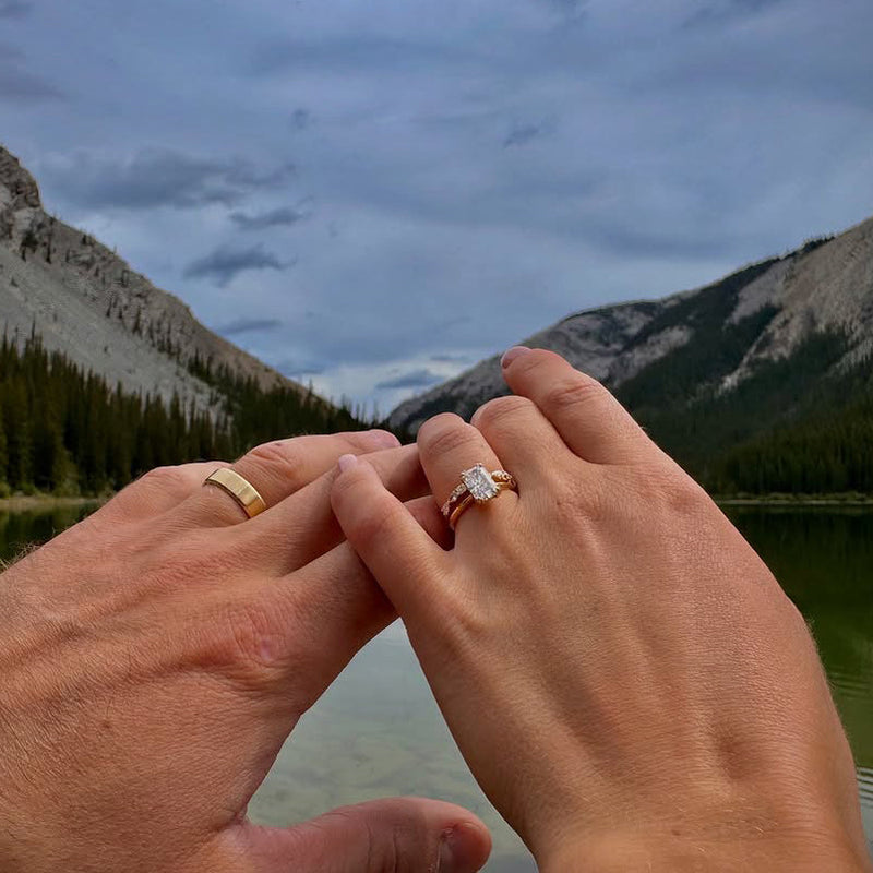 Sara Sanderson
Sundre, Alberta - Canada