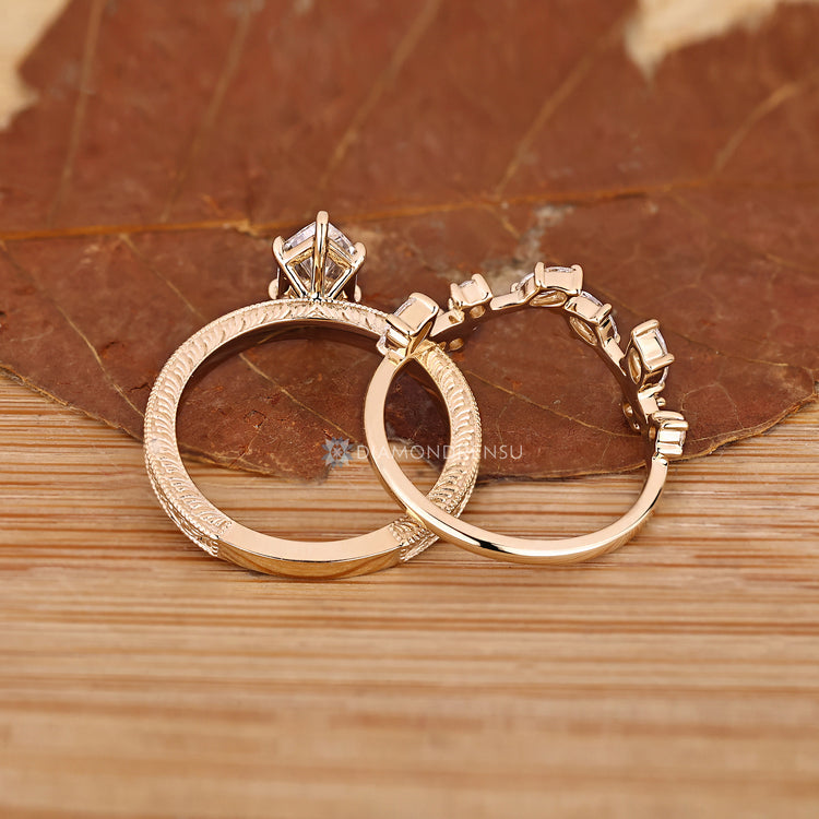 Dutch Marquise wedding ring with Art Deco details.