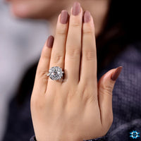 Beautiful round cut engagement ring with brilliant clarity

