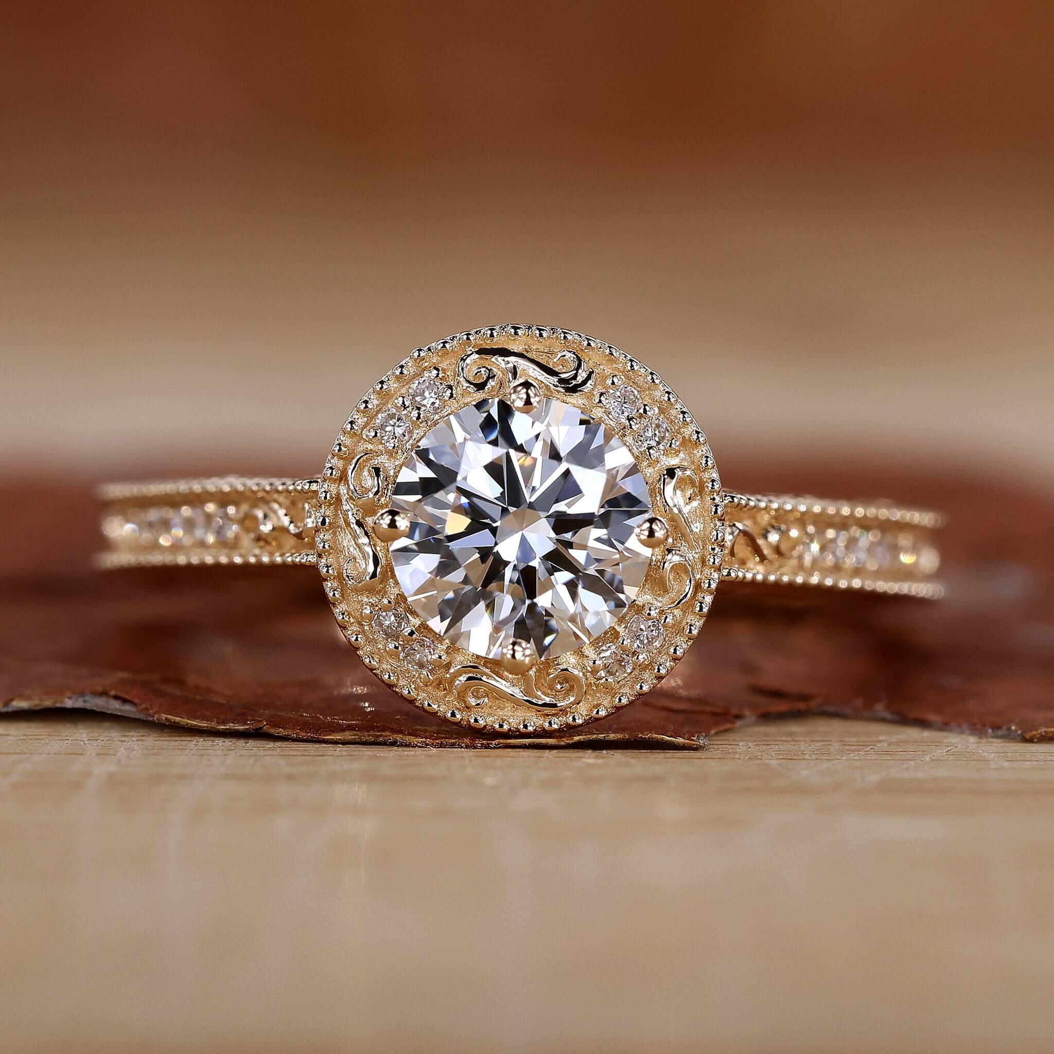 Exquisite vintage gold ring, showcasing intricate designs and timeless elegance.