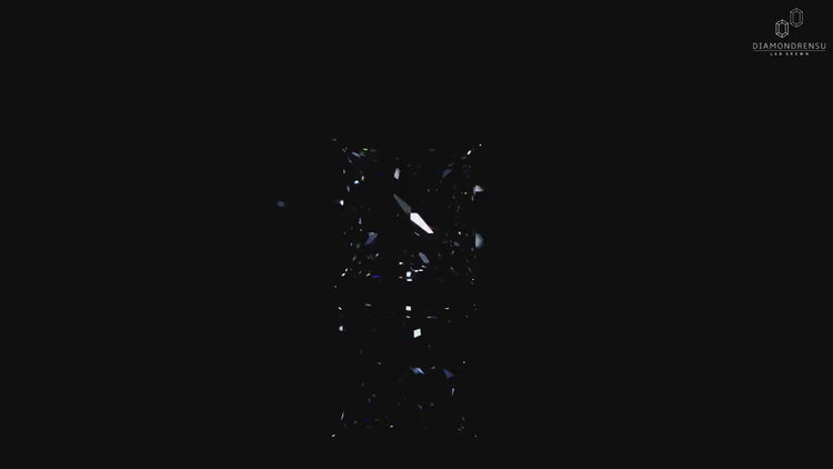 Lab grown diamond engagement ring