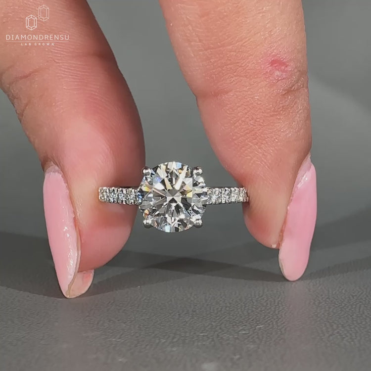 Pave setting ring featuring sparkling lab grown diamonds.
