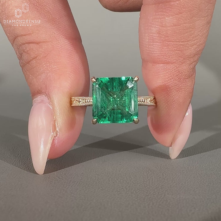 Cathedral Setting Engagement Ring with milgrain detail.
