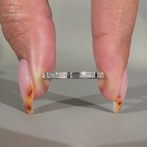 Full eternity band featuring continuous diamond sparkle.
