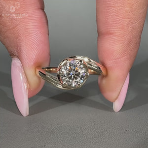 Bypass ring setting with IGI certified Lab Grown Diamond.
