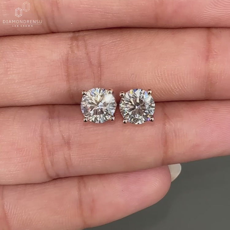 Diamond earrings, diamond earrings round, IGI certified
