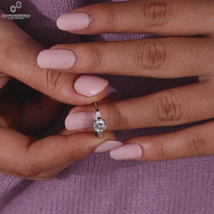 Lab grown diamond engagement ring