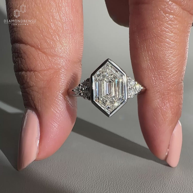 7 Stone Diamond Engagement Ring featuring brilliant diamonds.
