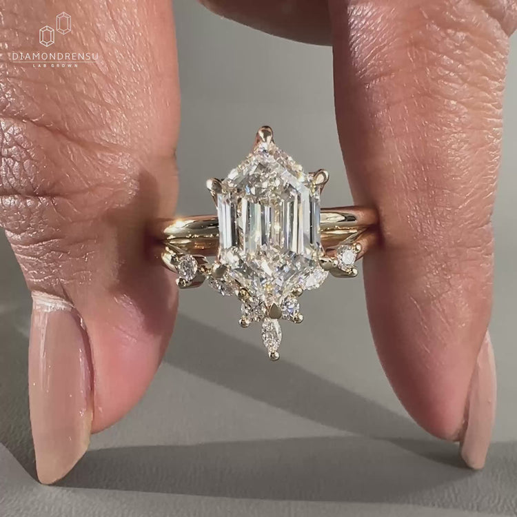 Crown Wedding Band to complement your engagement ring.
