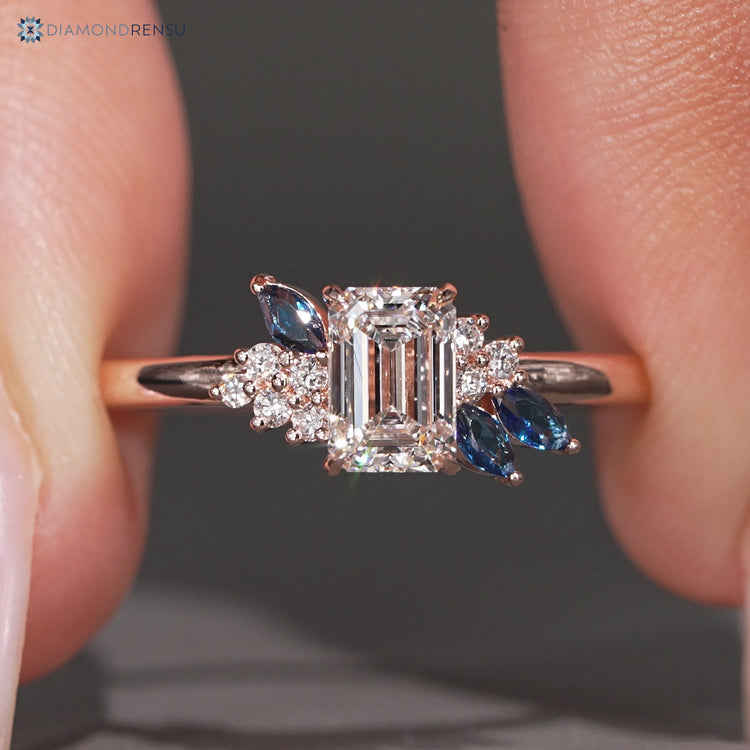 Handmade asymmetrical cluster ring by Diamondrensu.