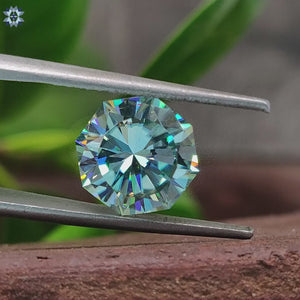 Moissanite stone in rare cyan blue loose moissanite look.
