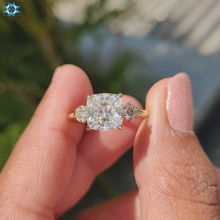 Cushion cut moissanite ring with a classic touch.
