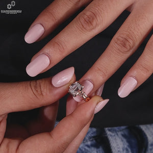 Lab grown diamond engagement ring