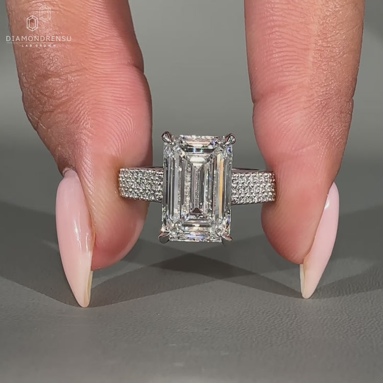 3 row pave engagement ring featuring dazzling diamonds for a radiant look.
