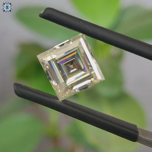 2.2 carat moissanite beside moissanite loose stone sparkle.
